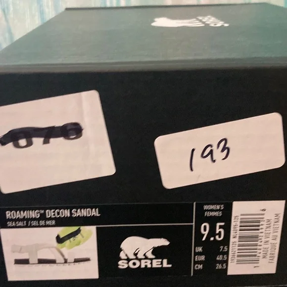 Sorel NWT White Velcro Sandals - Picture 7 of 8